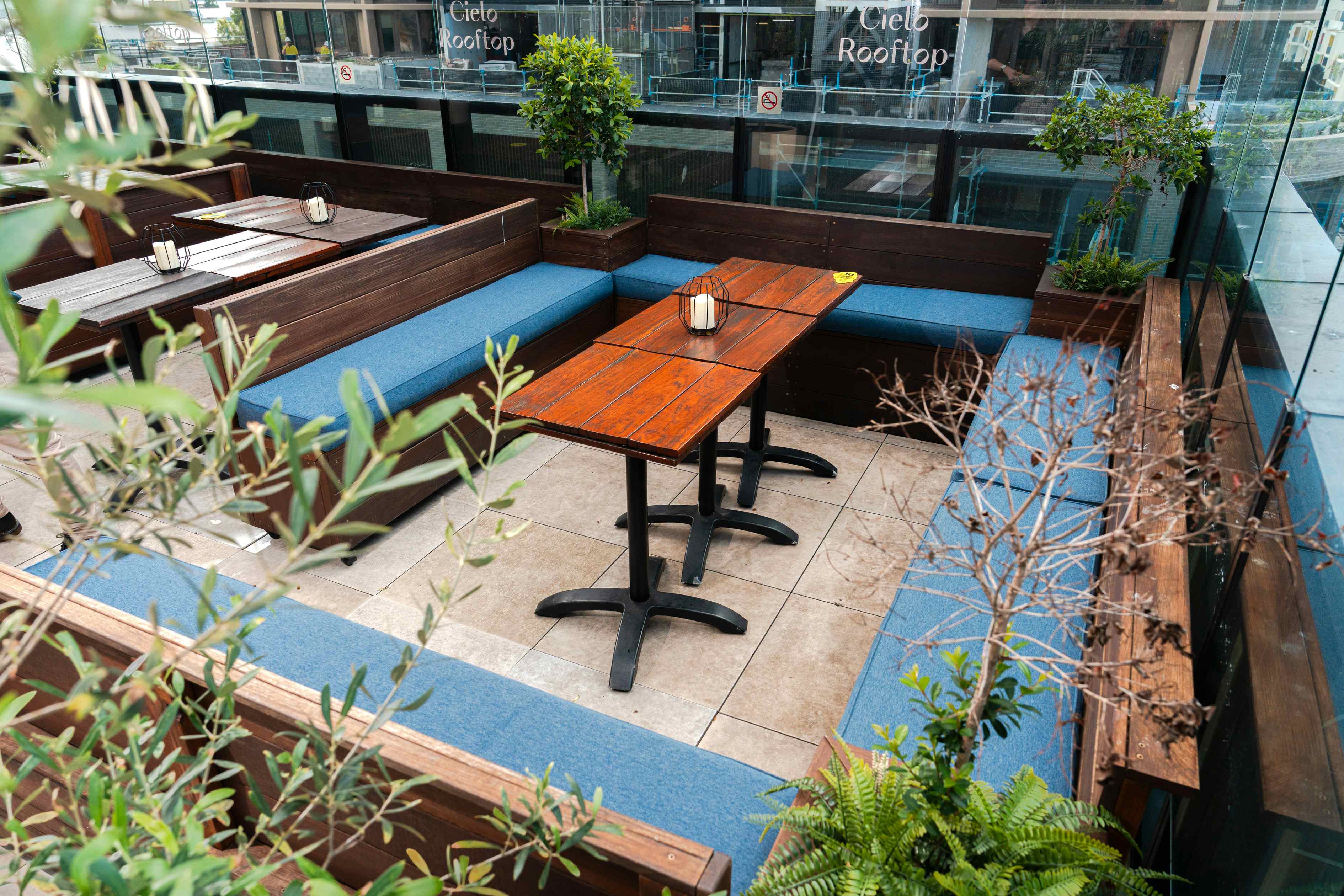Cielo Rooftop - Premium Booths, Cielo Rooftop